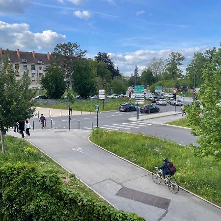 Appartement Situe A 5 Minutes De La Gare à Besançon Extérieur photo