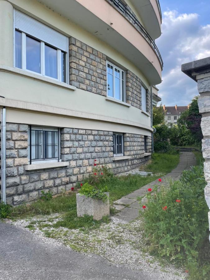 Appartement Situe A 5 Minutes De La Gare à Besançon Extérieur photo